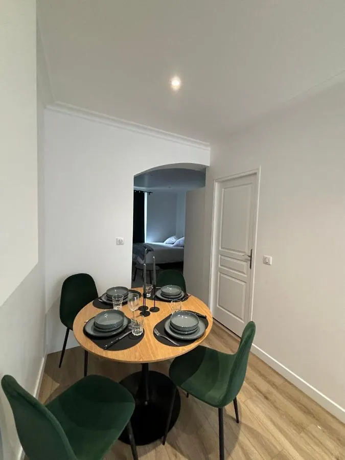 Le Joli Appartement - Parking Gratuit, Wifi, Rer C Choisy-Le-Roi France